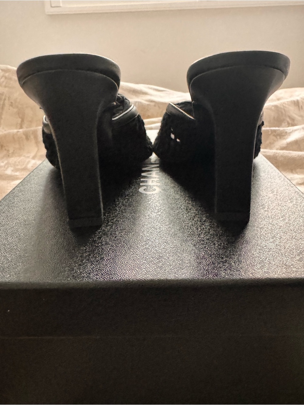 CHANEL Coco beach 37.5 Black Mesh Open-Toe Mule with Gold CC Accent NWT - Picture 6 of 9